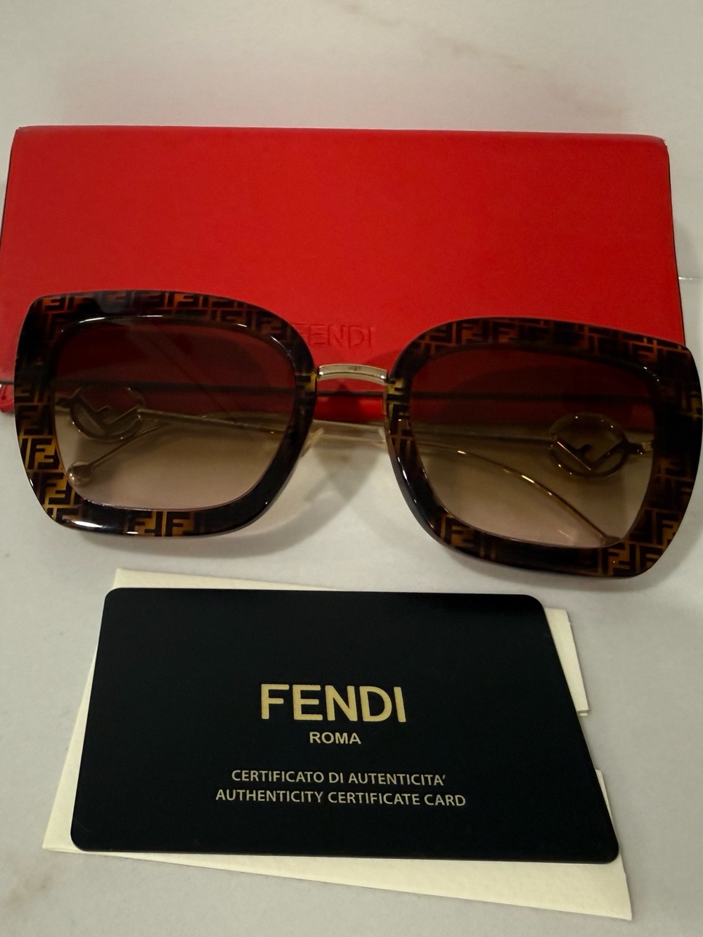 Authentic Fendi Brown Tortoiseshell Gradient Lens Women's Sunglasses